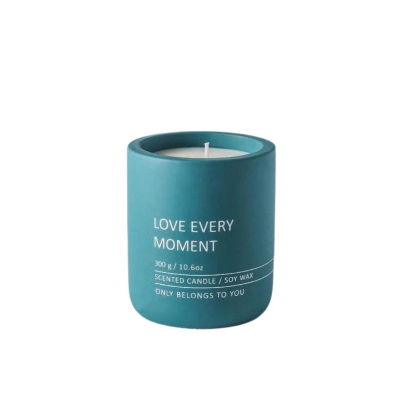 Love Every Moment Candle